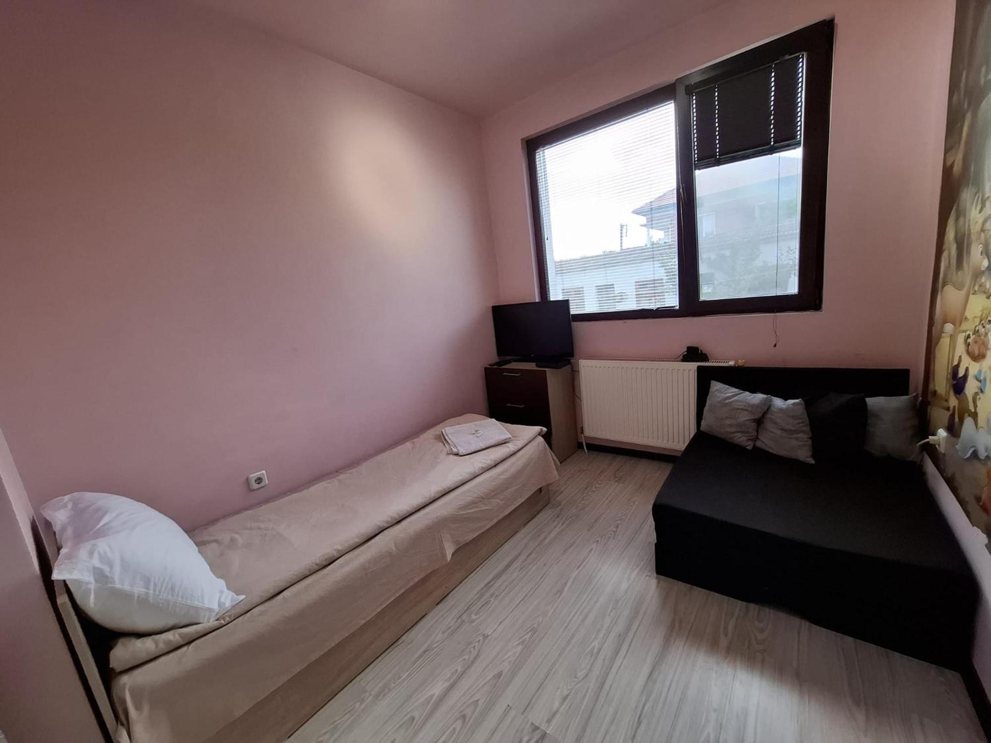 Guest Rooms Simona 2 Opanets Exteriér fotografie